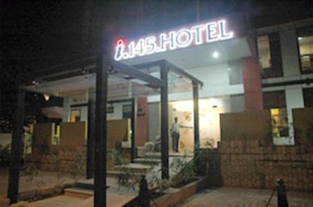 העיר בנגלור Istay Hotels Infantry Road מראה חיצוני תמונה
